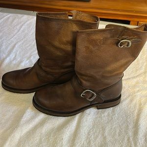 Frye boots like new with box. Size 9